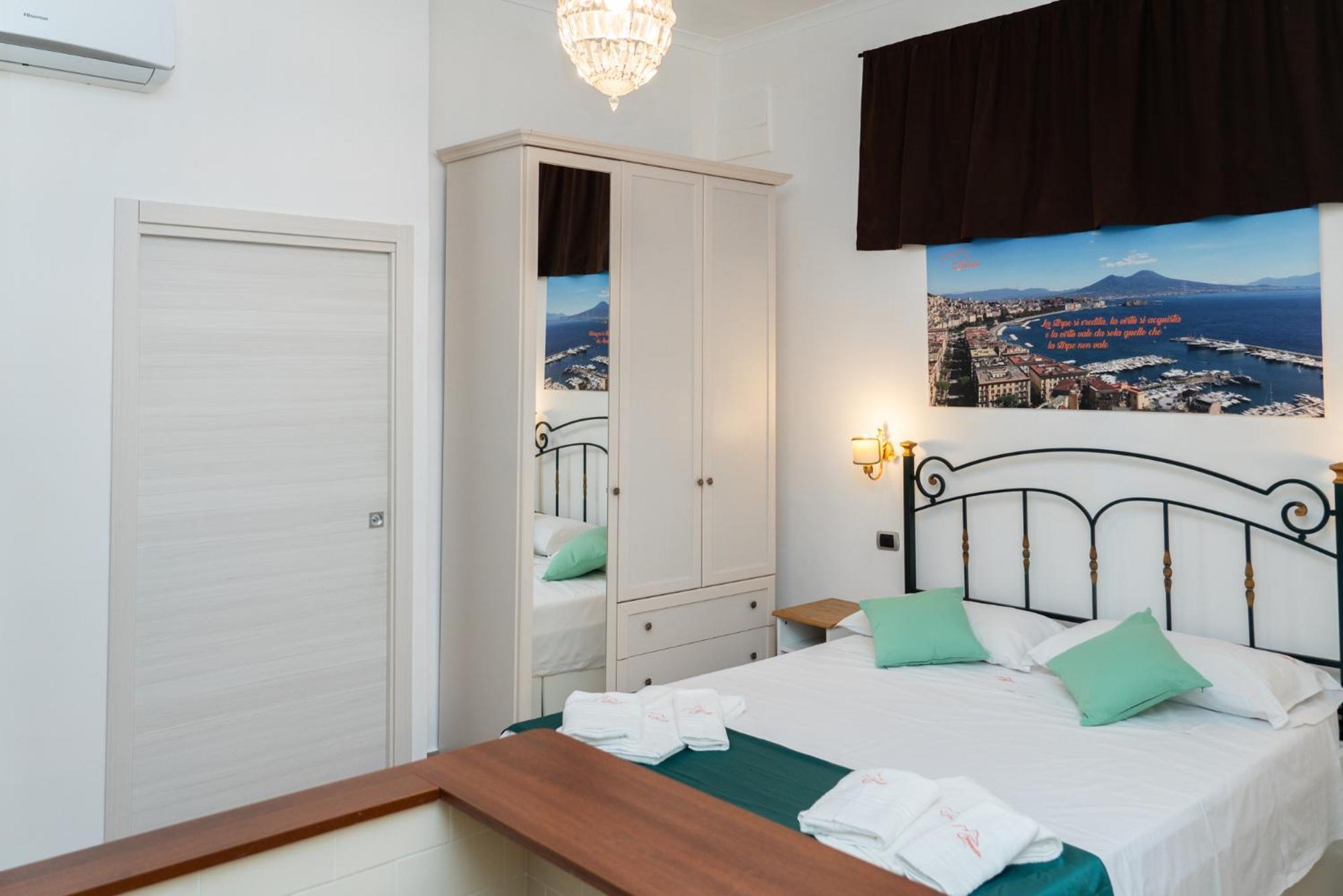 Suite Cervantes Neapel Exterior foto